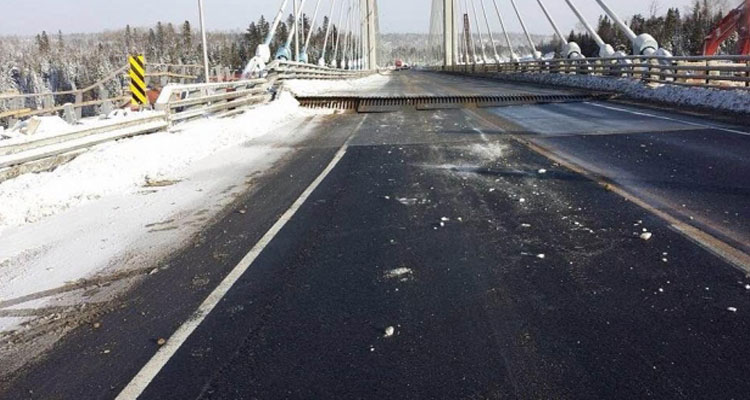 A 'mechanical failure' of the Nipigon River Bridge forced the closure of the Trans-Canada Highway on Sunday, severing the only road between Eastern and Western Canada. (Provided/Ashley Littlefield) 