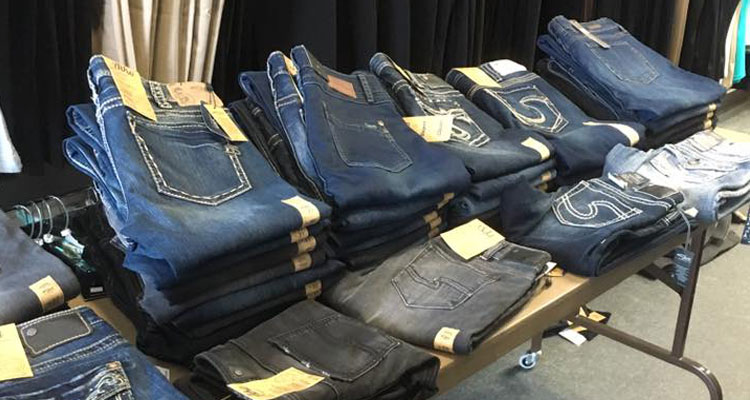 Image Courtesy of 12th Avenue Fashion/Facebook 